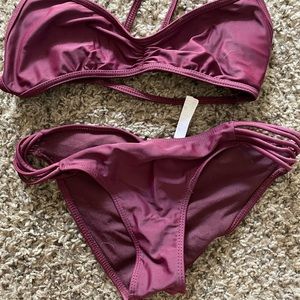 ruched maroon bikini!!